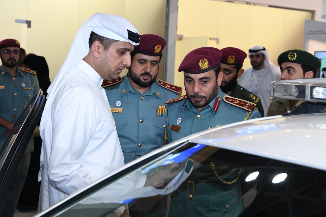 Brig. Rashid AlFalasi Visits "Nidaa" Stand