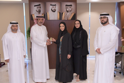 Gen. ALMatrooshi receives Dubai Institute of Real estate