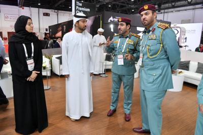 Sheikh Saif Al Qasimi Reviews “Early Intervention Unit” at DCD Stand INTERSEC 2020