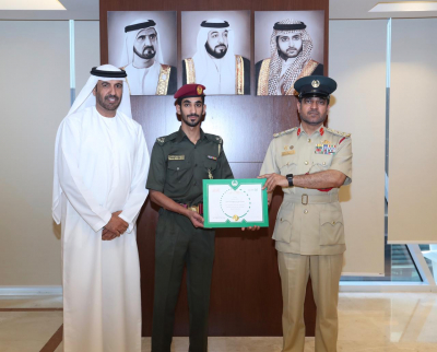 اللواء المطروشي يشهد تكريم شرطة دبي للملازم خليفة الكتبي
