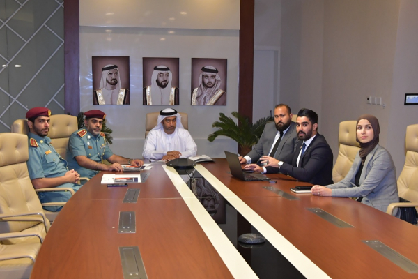 العقيد علي المطوع يستقبل المستشار التجاري لقنصلية الدنمارك 